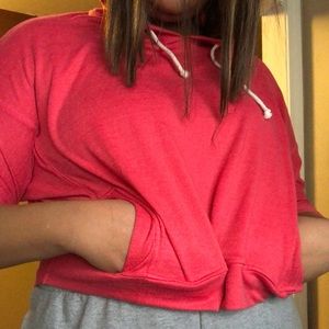 Cropped drawstring Hoodie w/ Pockets